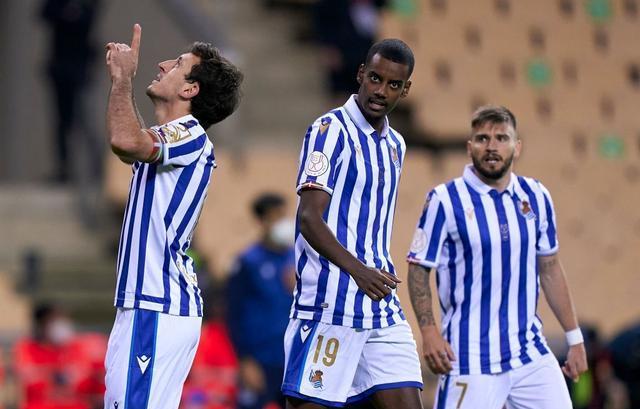 关于切尔西险胜曼城，凯恩乌龙送礼西甲的信息