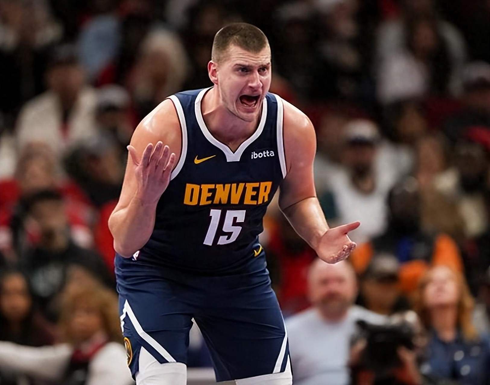 活塞队不敌掘金球员集体表现低迷的简单介绍