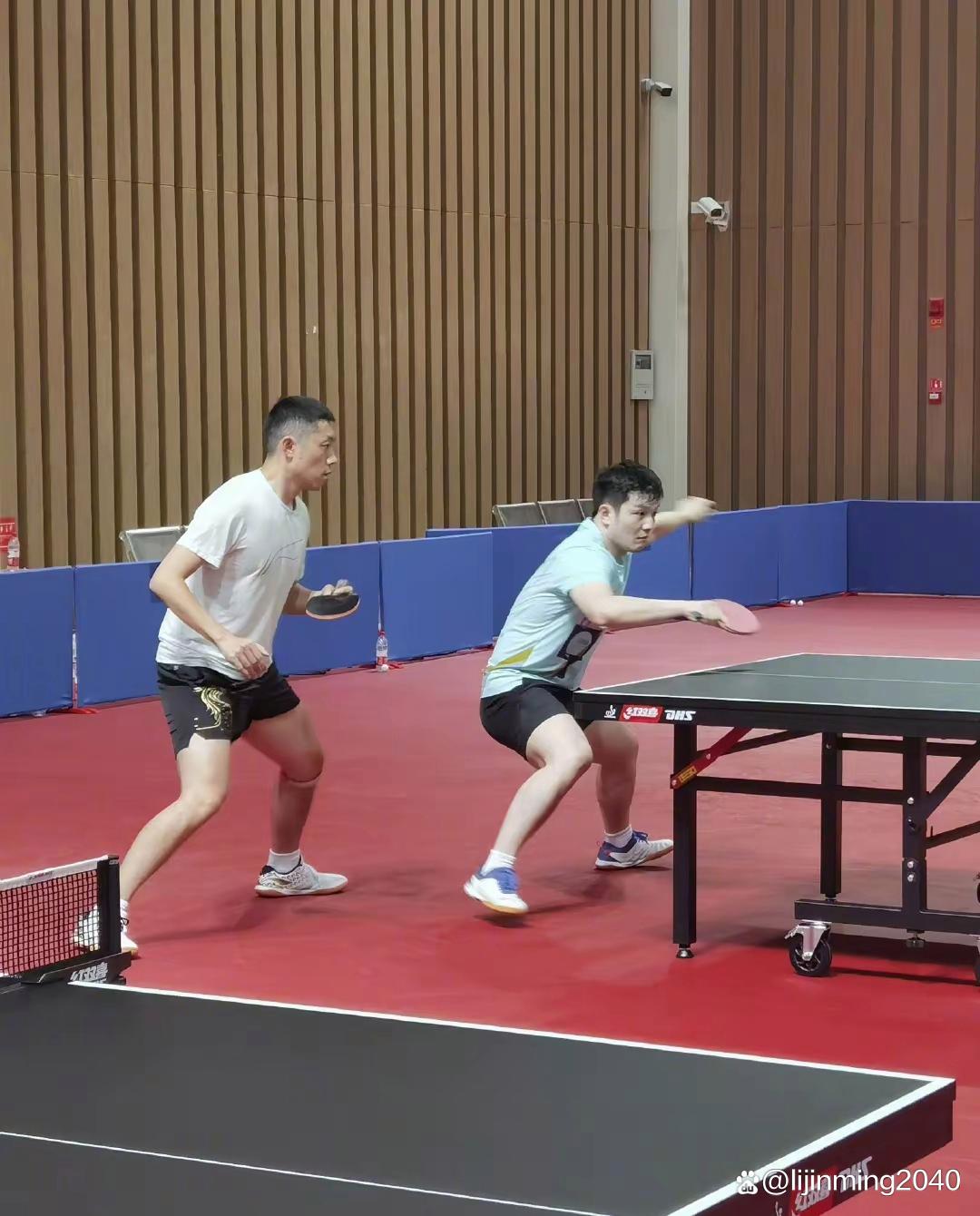 包含韩国乒乓球队绝地反击德国乒乓球队，许昕爆发神勇的词条