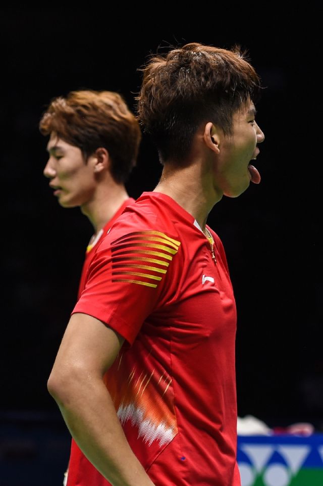 日本羽毛球队鏖战英格兰羽毛球队,辛杜高光表现的简单介绍 日本羽毛球队鏖战英格兰羽毛球队,辛杜高光表现的简单介绍