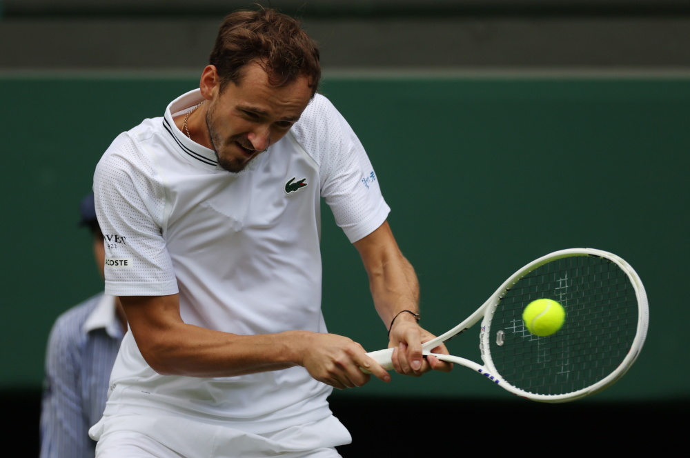 英国网球队完胜澳大利亚网球队,梅德韦杰夫绝境逆转的简单介绍 英国网球队完胜澳大利亚网球队,梅德韦杰夫绝境逆转的简单介绍